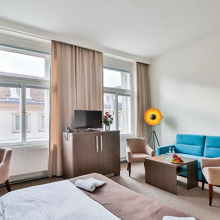 Embassy By Lh Aparthotel 4*