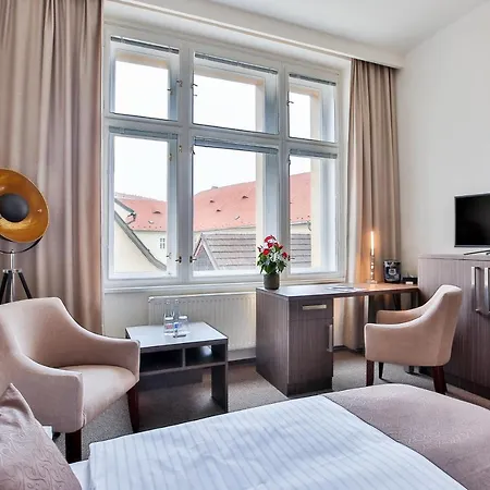 Embassy By Lh Prague