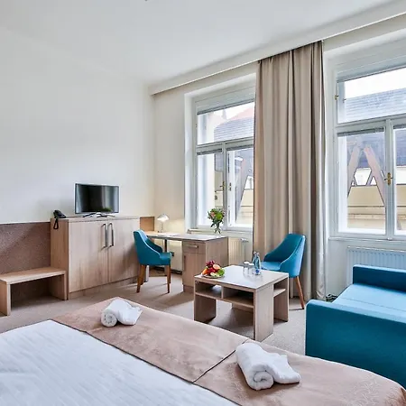 Aparthotel Embassy By Lh Prague