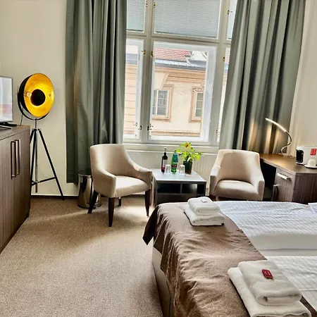 Aparthotel Embassy By Lh