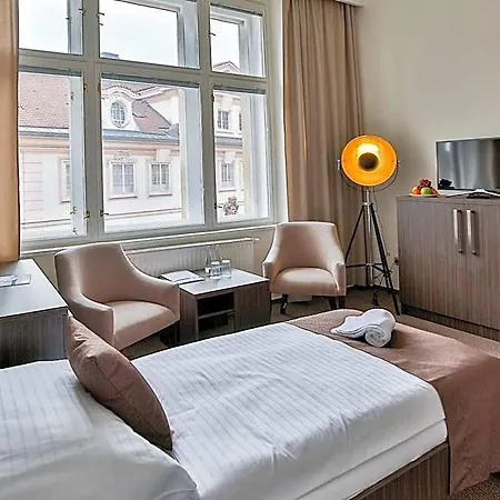 Aparthotel Embassy By Lh Praga