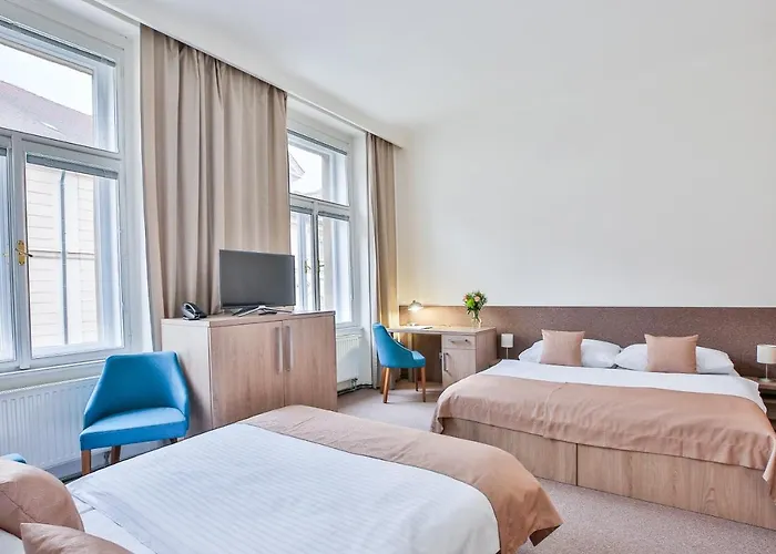 Embassy By Lh Apartahotel
